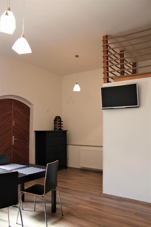 Apartmany Turold Mikulov 2 Buitenkant foto