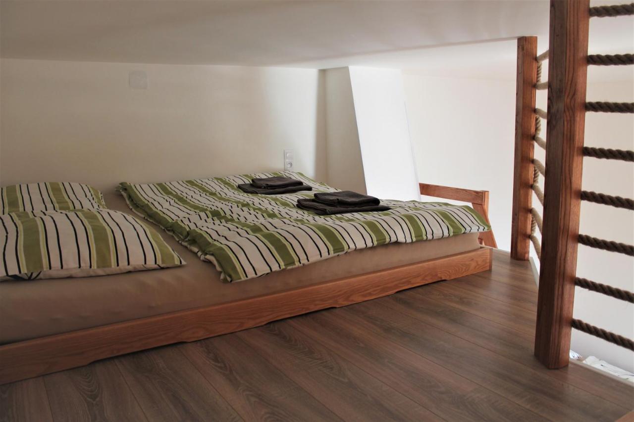Apartmany Turold Mikulov 2 Buitenkant foto
