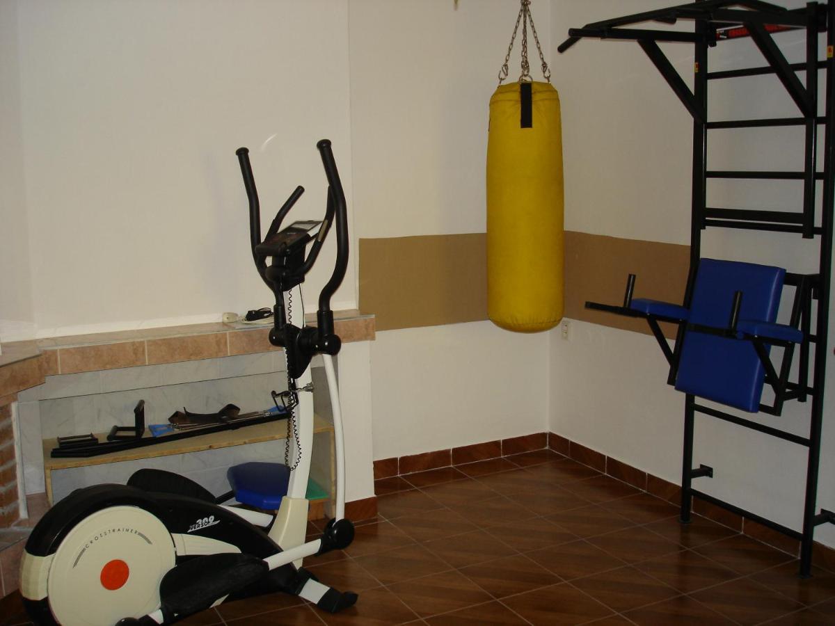 Apartmany Turold Mikulov 2 Buitenkant foto