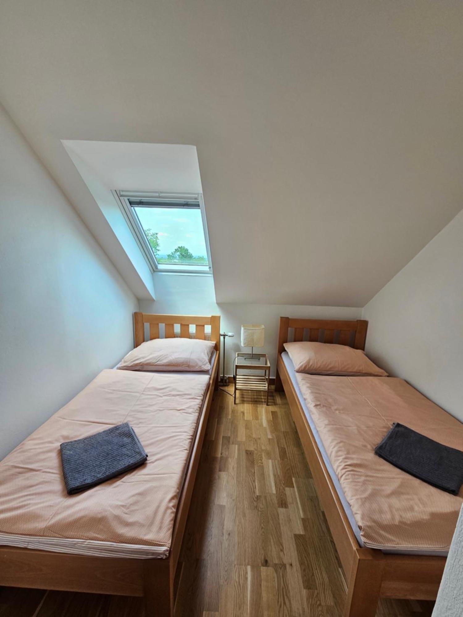 Apartmany Turold Mikulov 2 Buitenkant foto