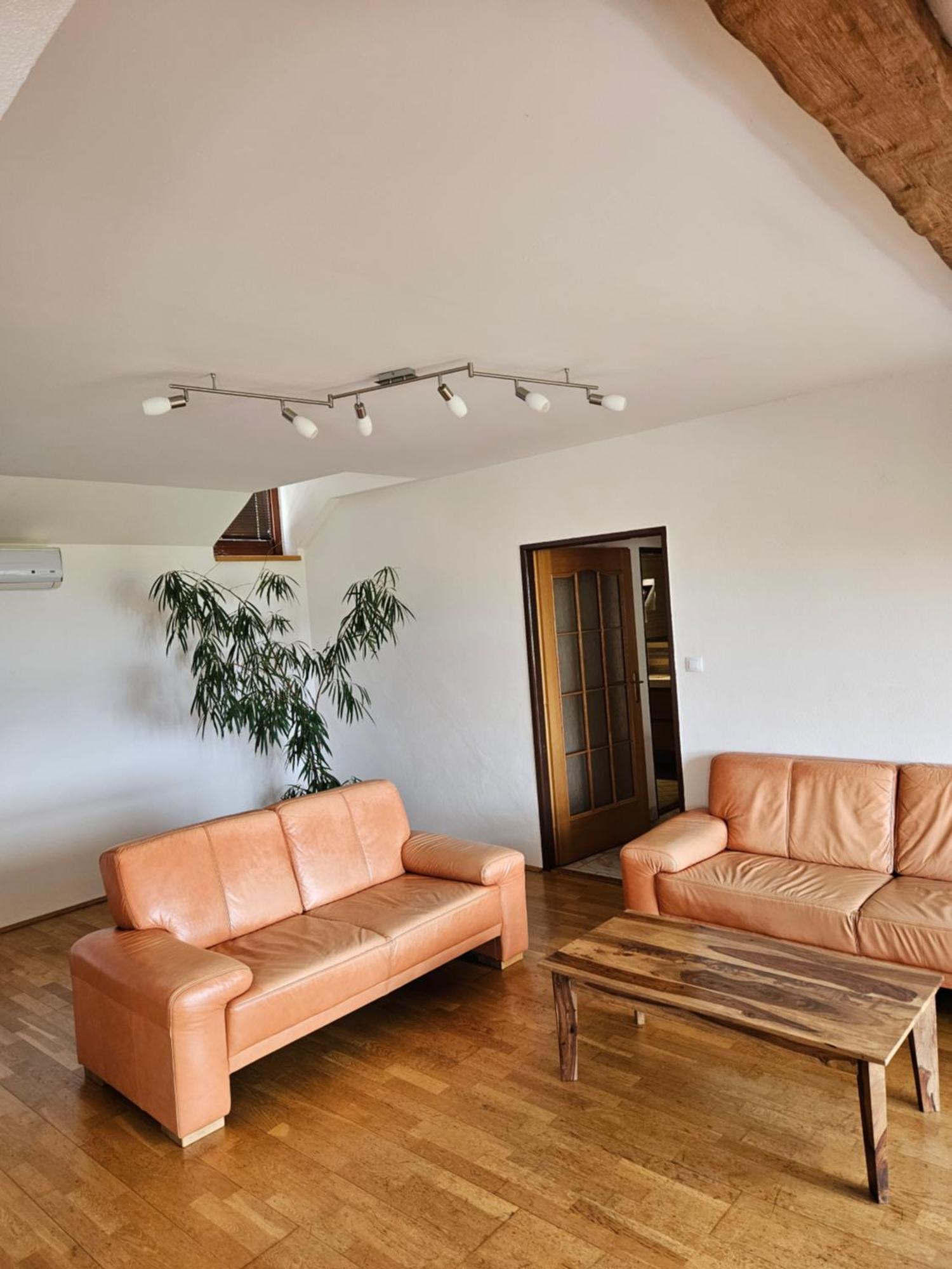 Apartmany Turold Mikulov 2 Buitenkant foto